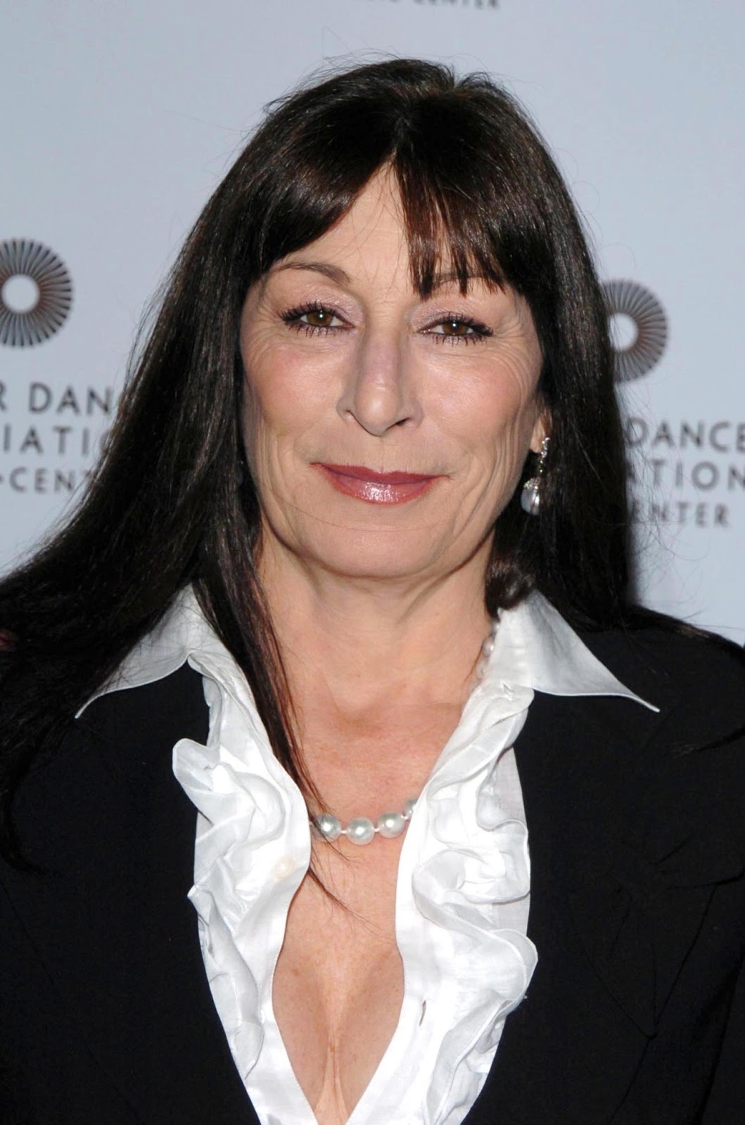 Anjelica Huston Net Worth