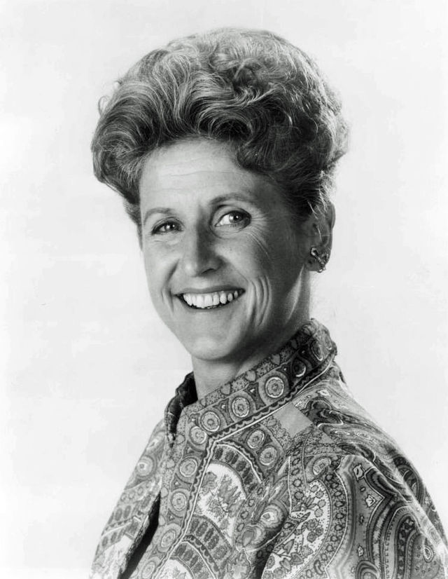 Ann B Davis Net Worth