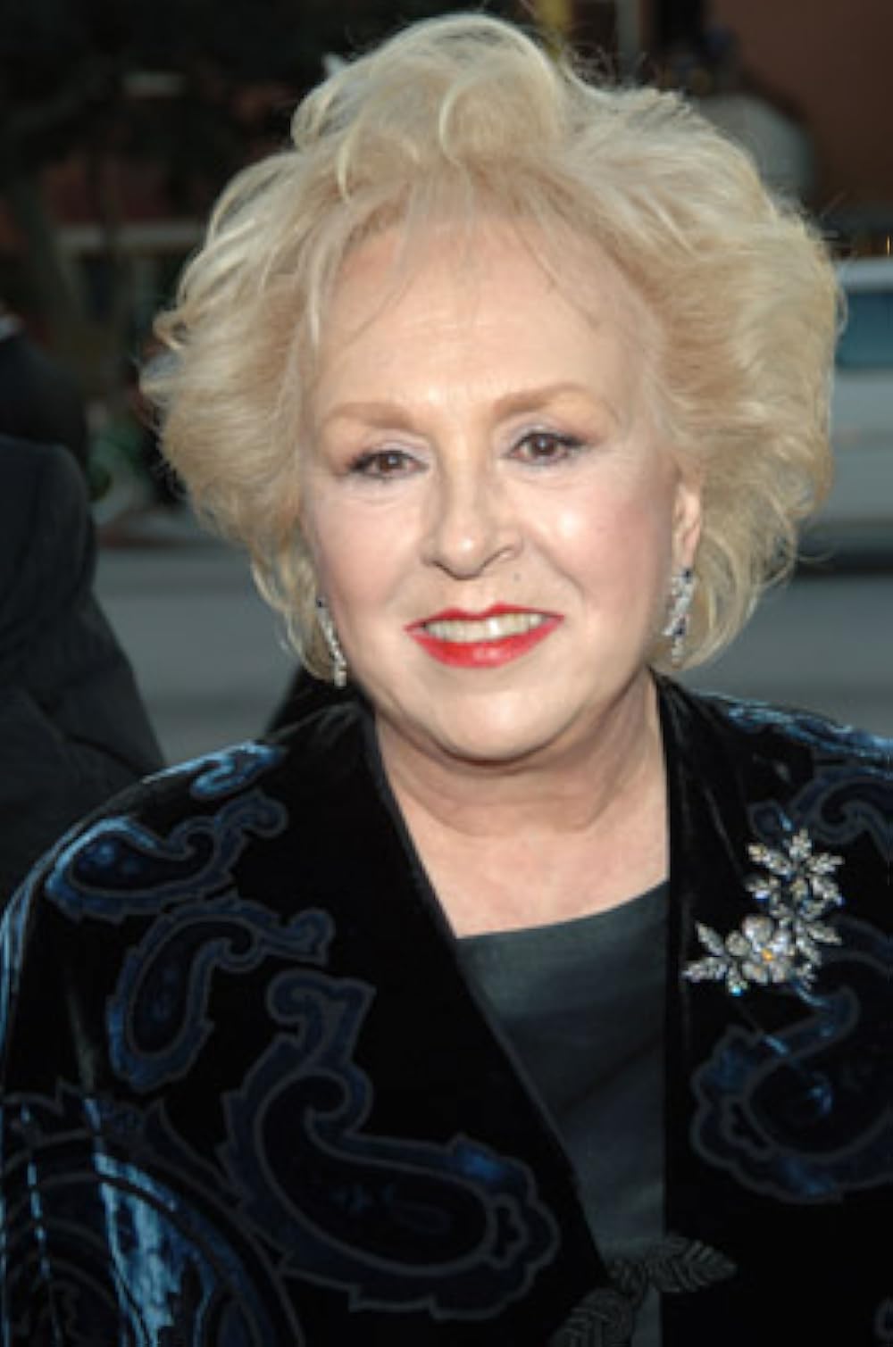 Doris Roberts Net Worth