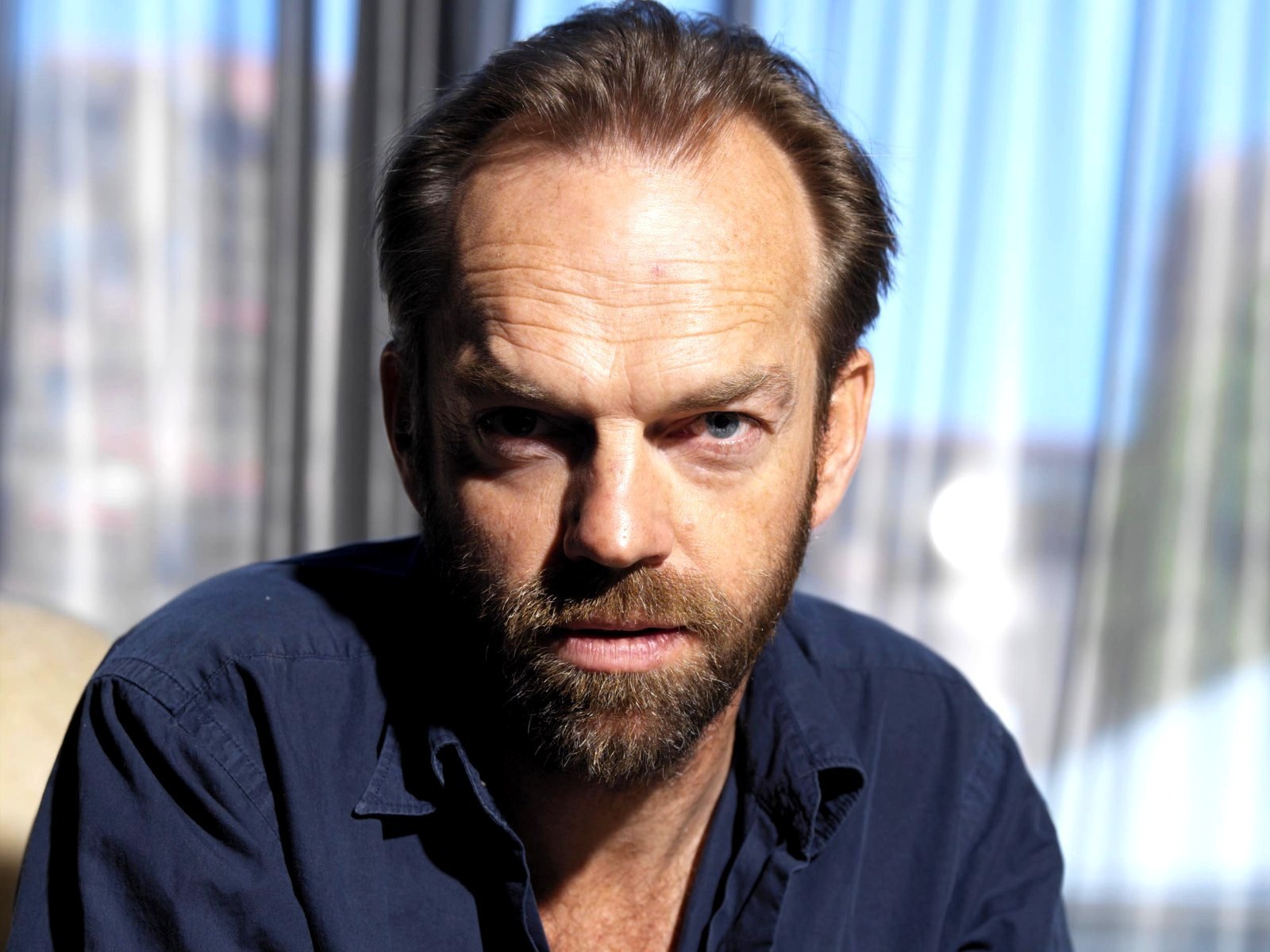 Hugo Weaving Net Worth