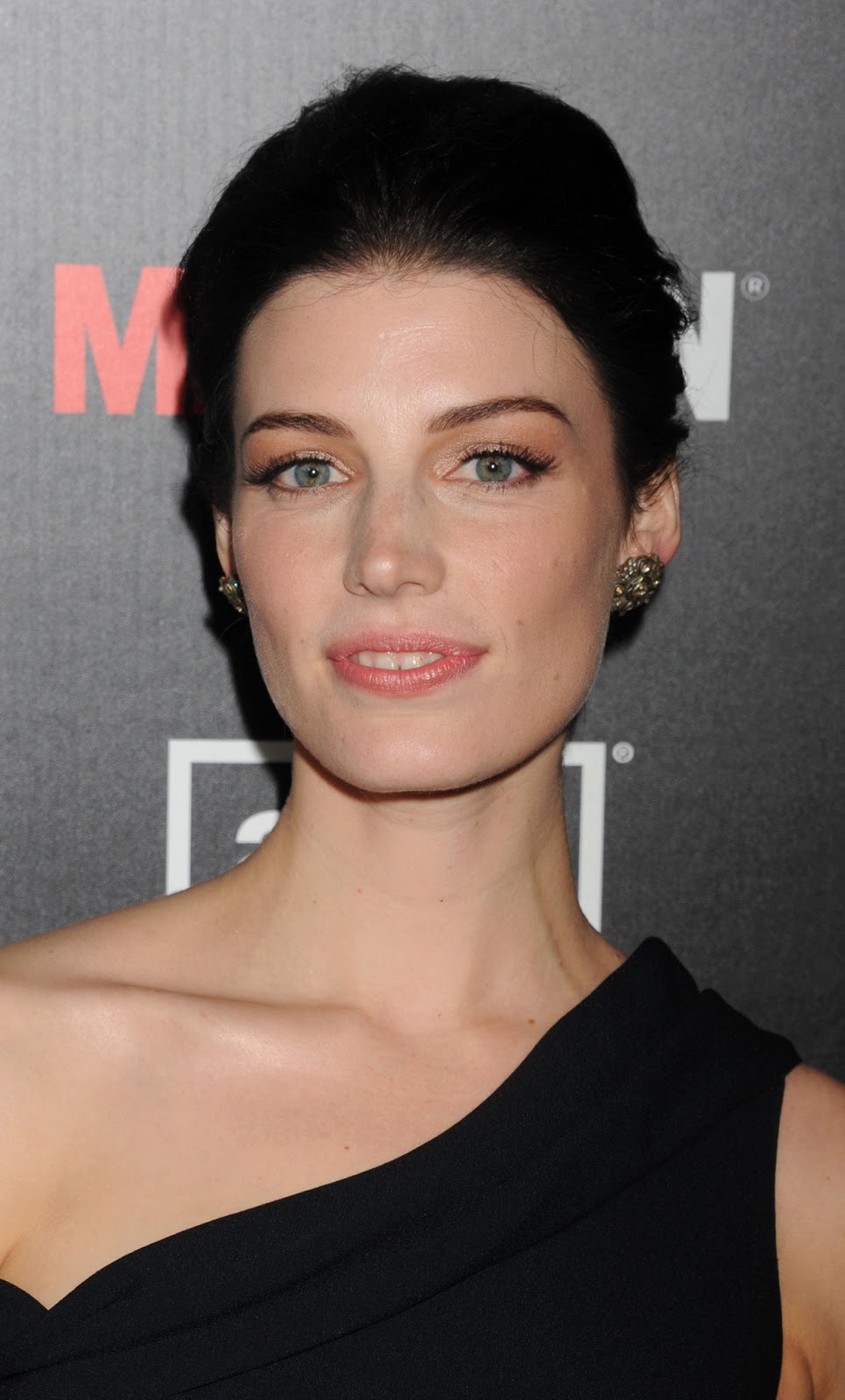 Jessica Pare Net Worth