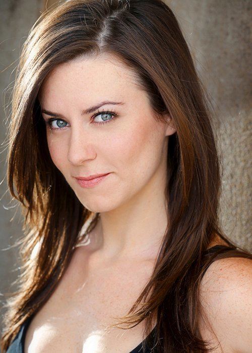 Katie Featherston Net Worth