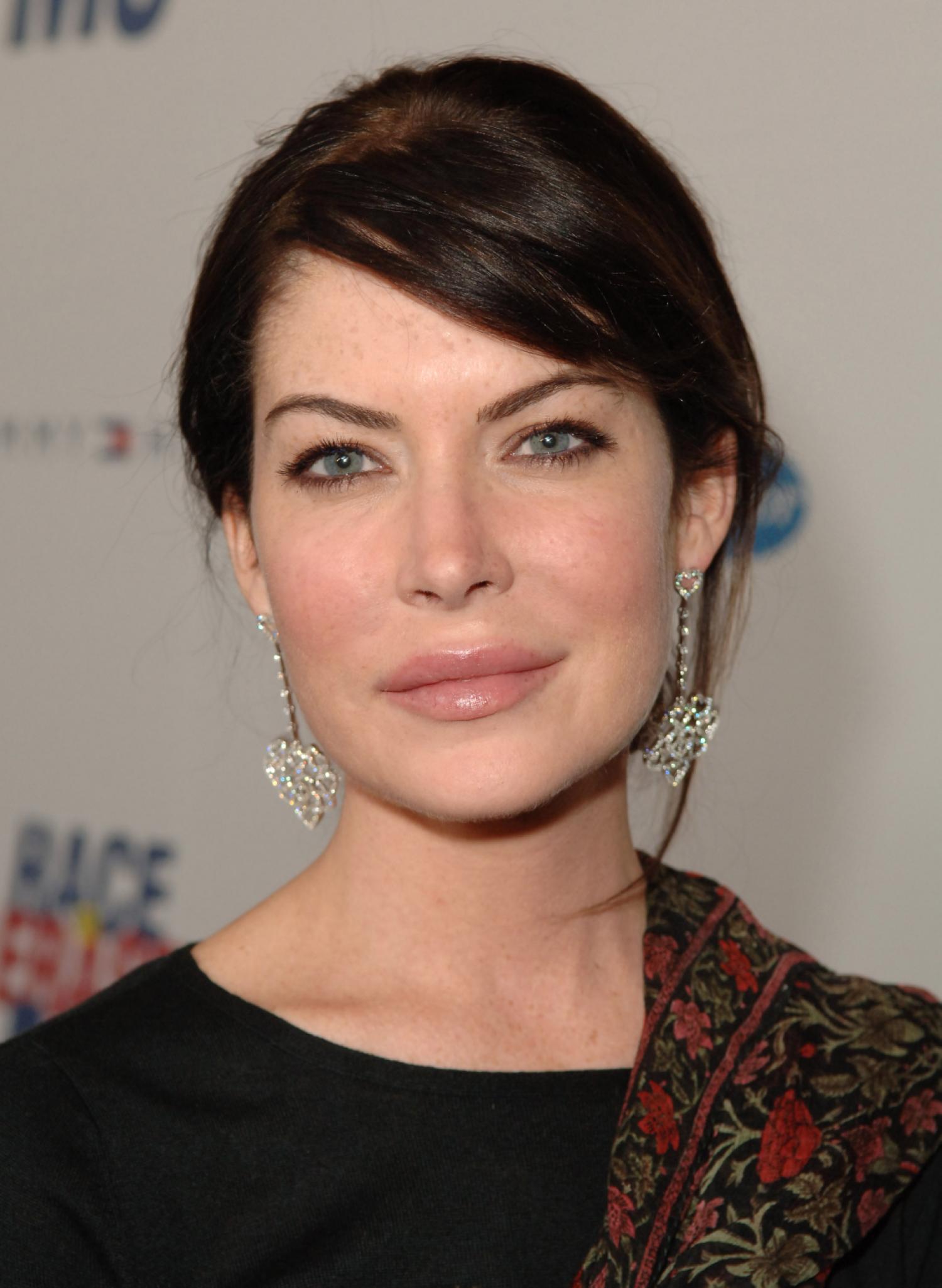 Lara Flynn Boyle Net Worth