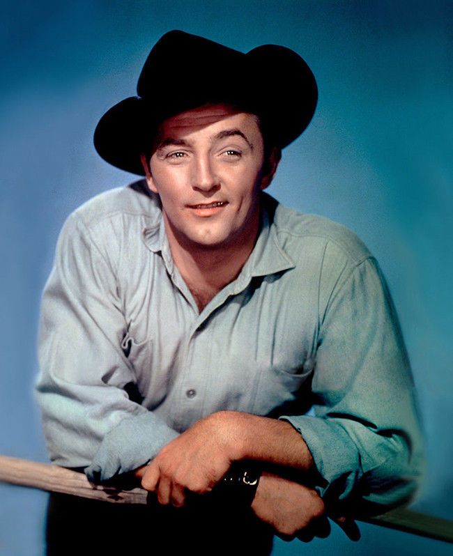 Robert Mitchum Net Worth