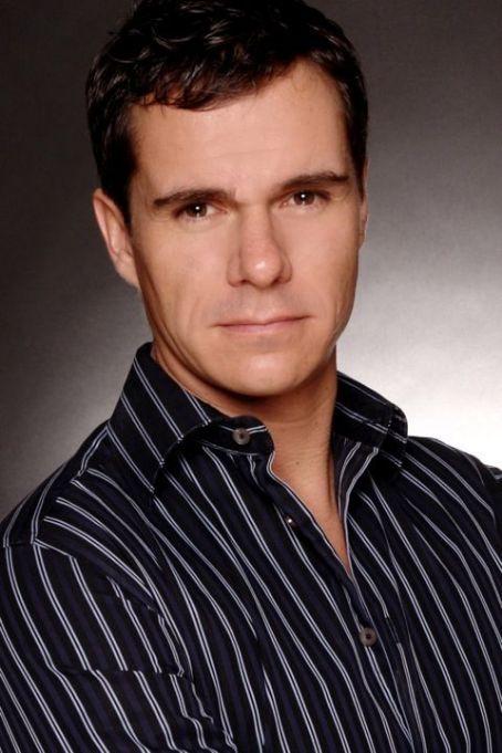 Tony Dalton Net Worth