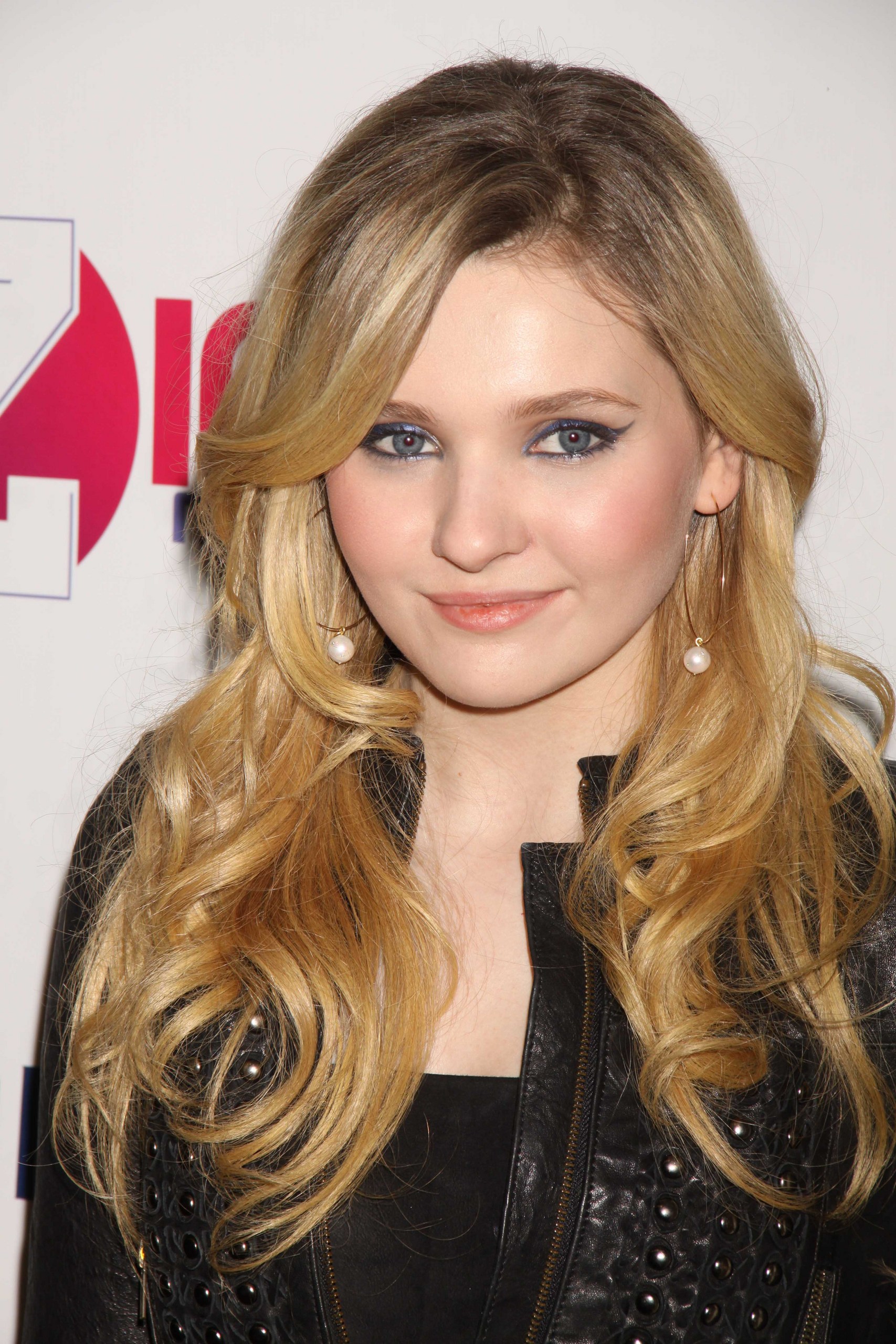 Abigail Breslin Net Worth