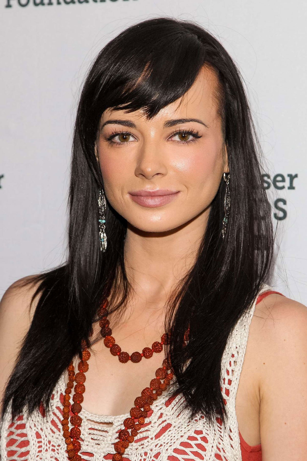 Ashley Rickards Net Worth