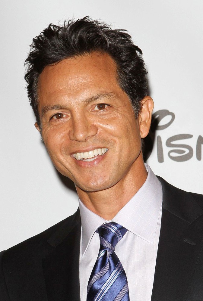 Benjamin Bratt Net Worth