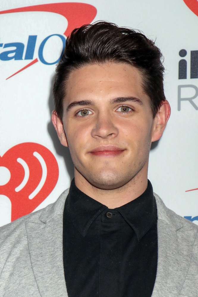 Casey Cott Net Worth