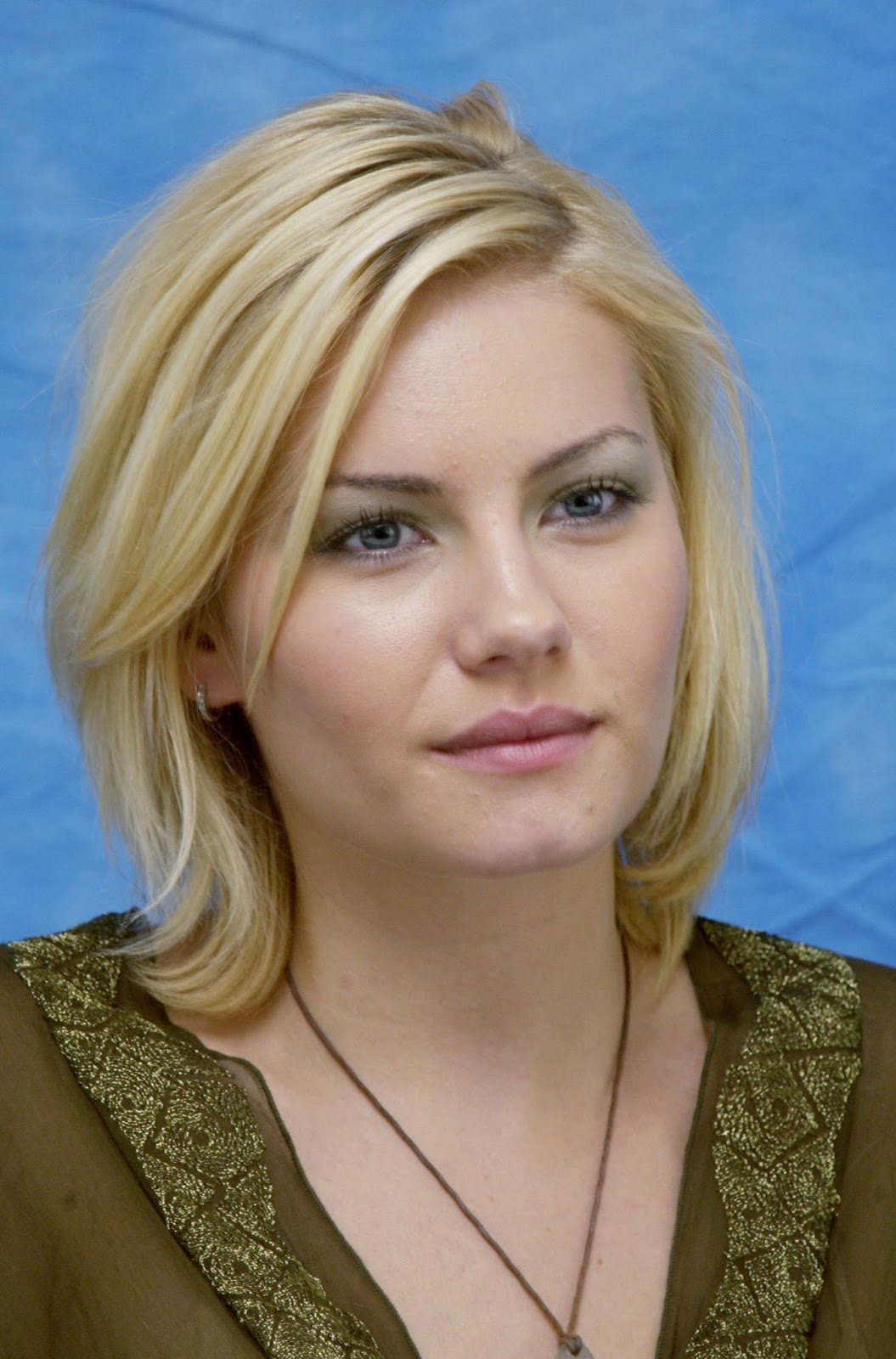 Elisha Cuthbert Net Worth