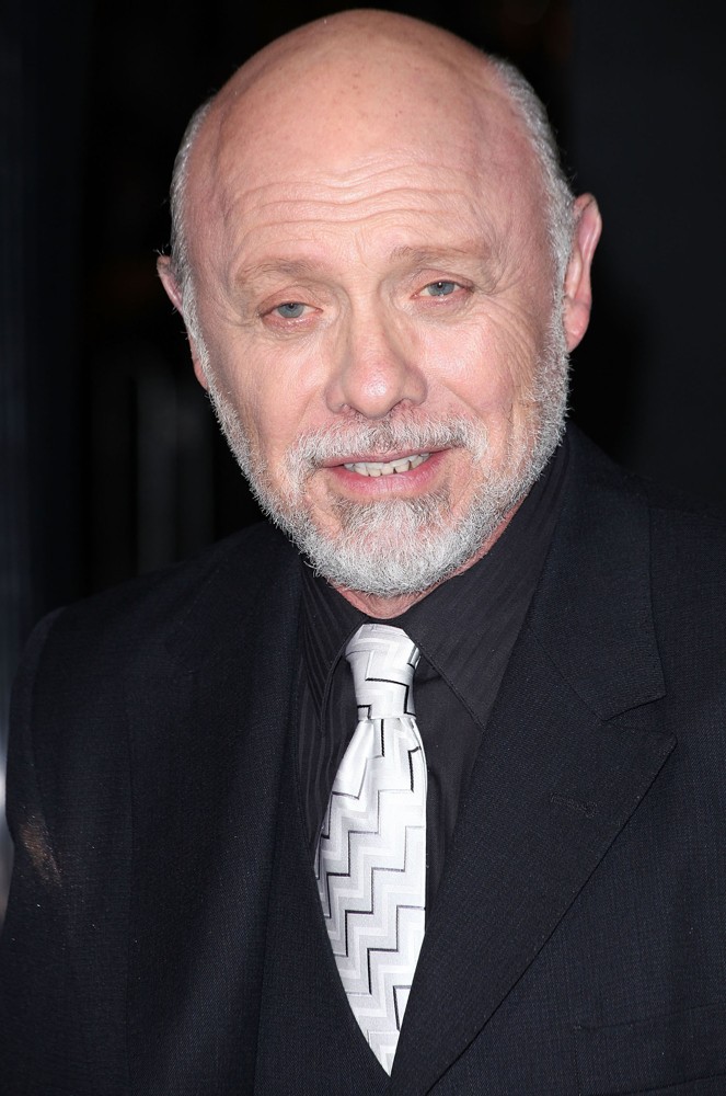 Hector Elizondo Net Worth