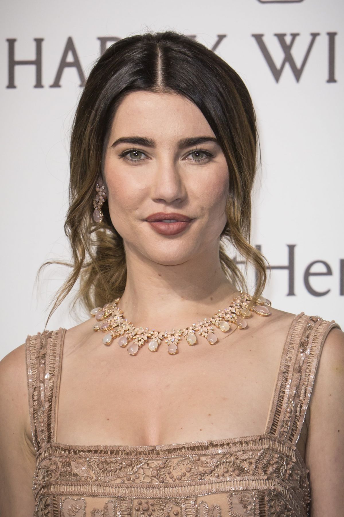 Jacqueline Macinnes Net Worth