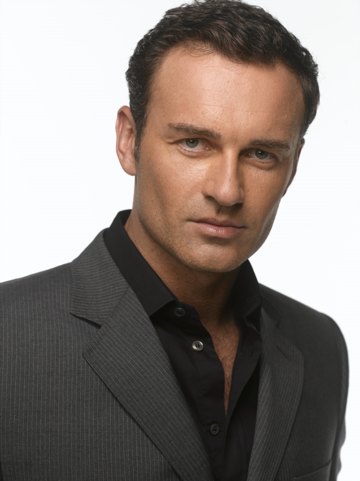 Julian Mcmahon Net Worth