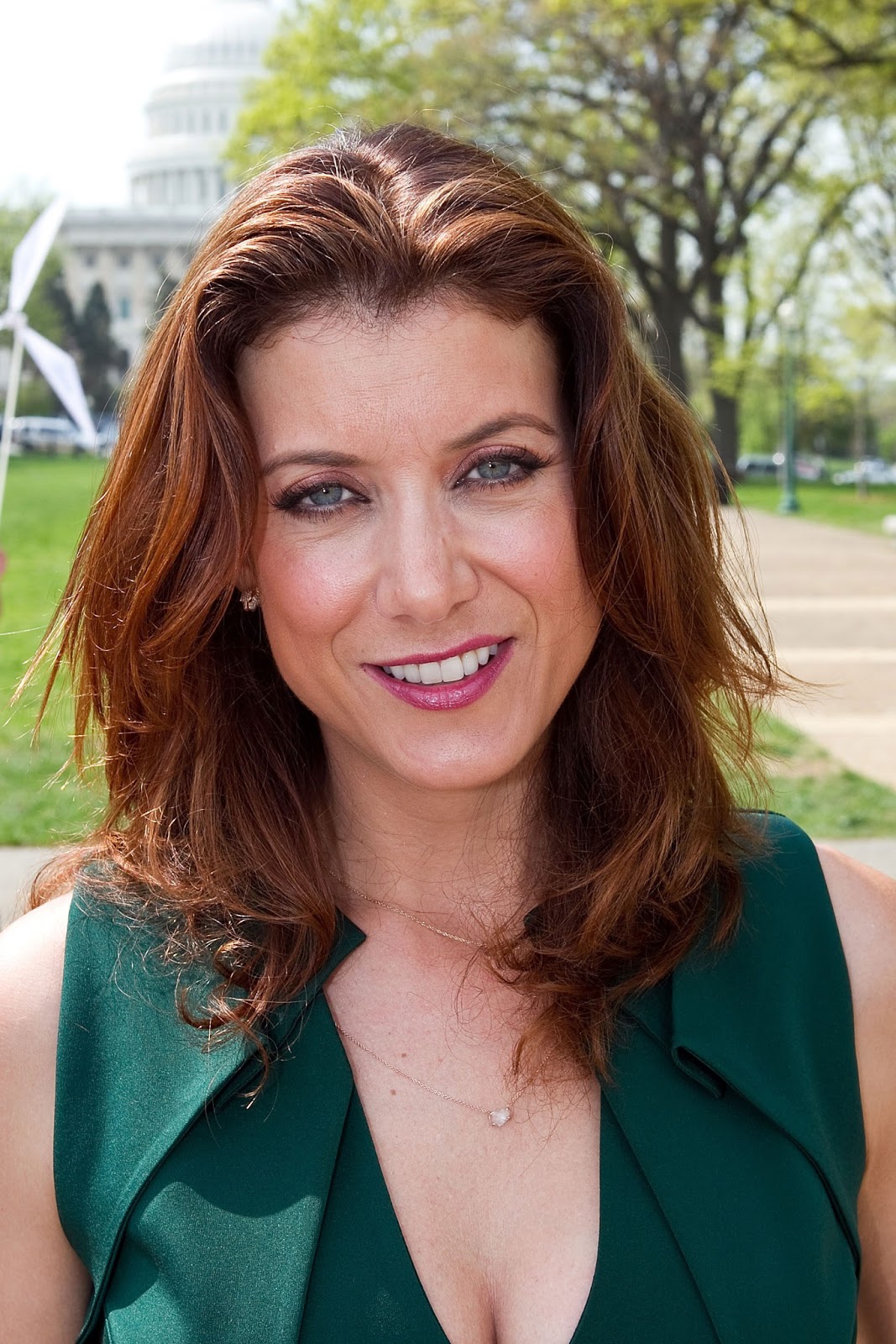 Kate Walsh Net Worth