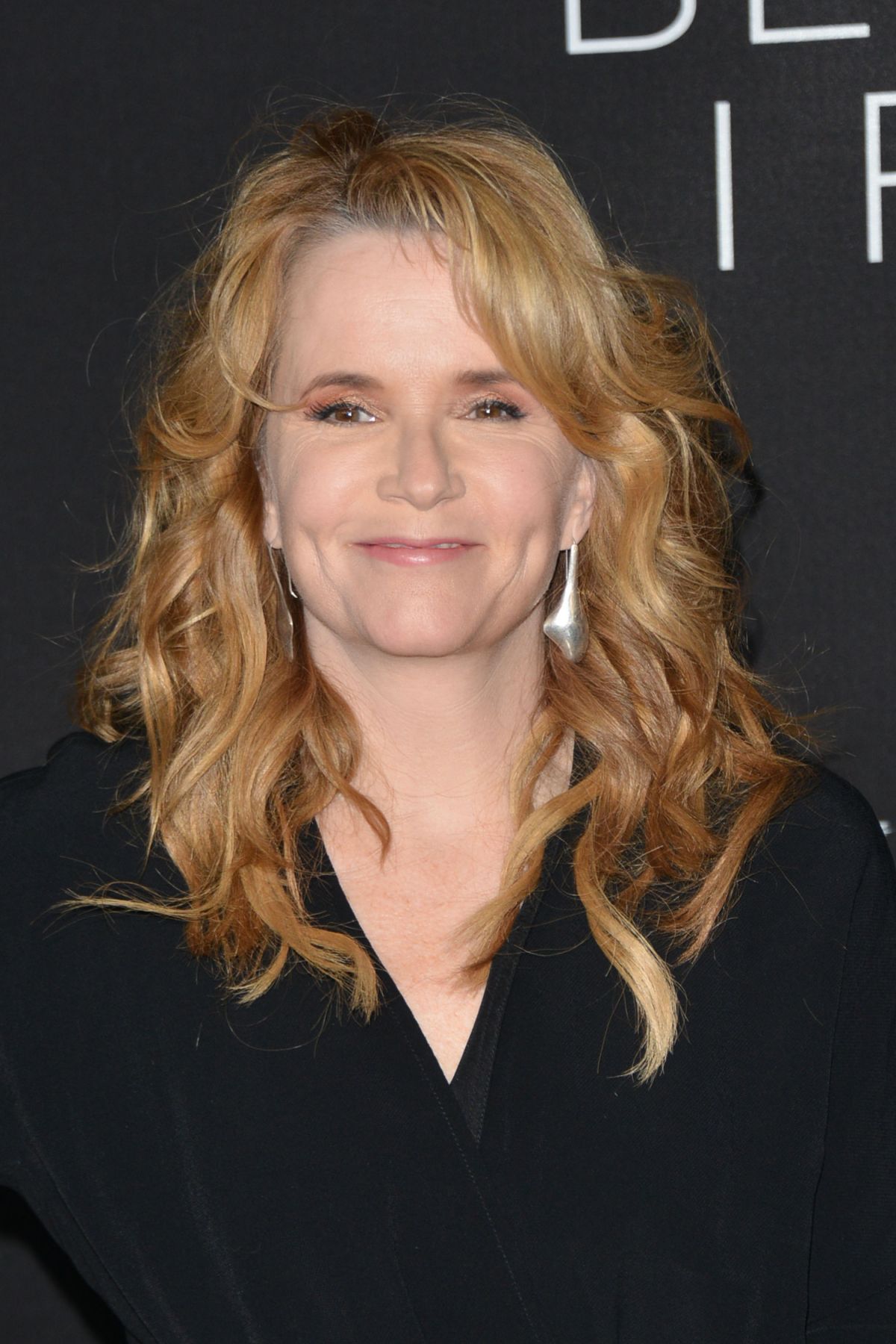 Lea Thompson Net Worth