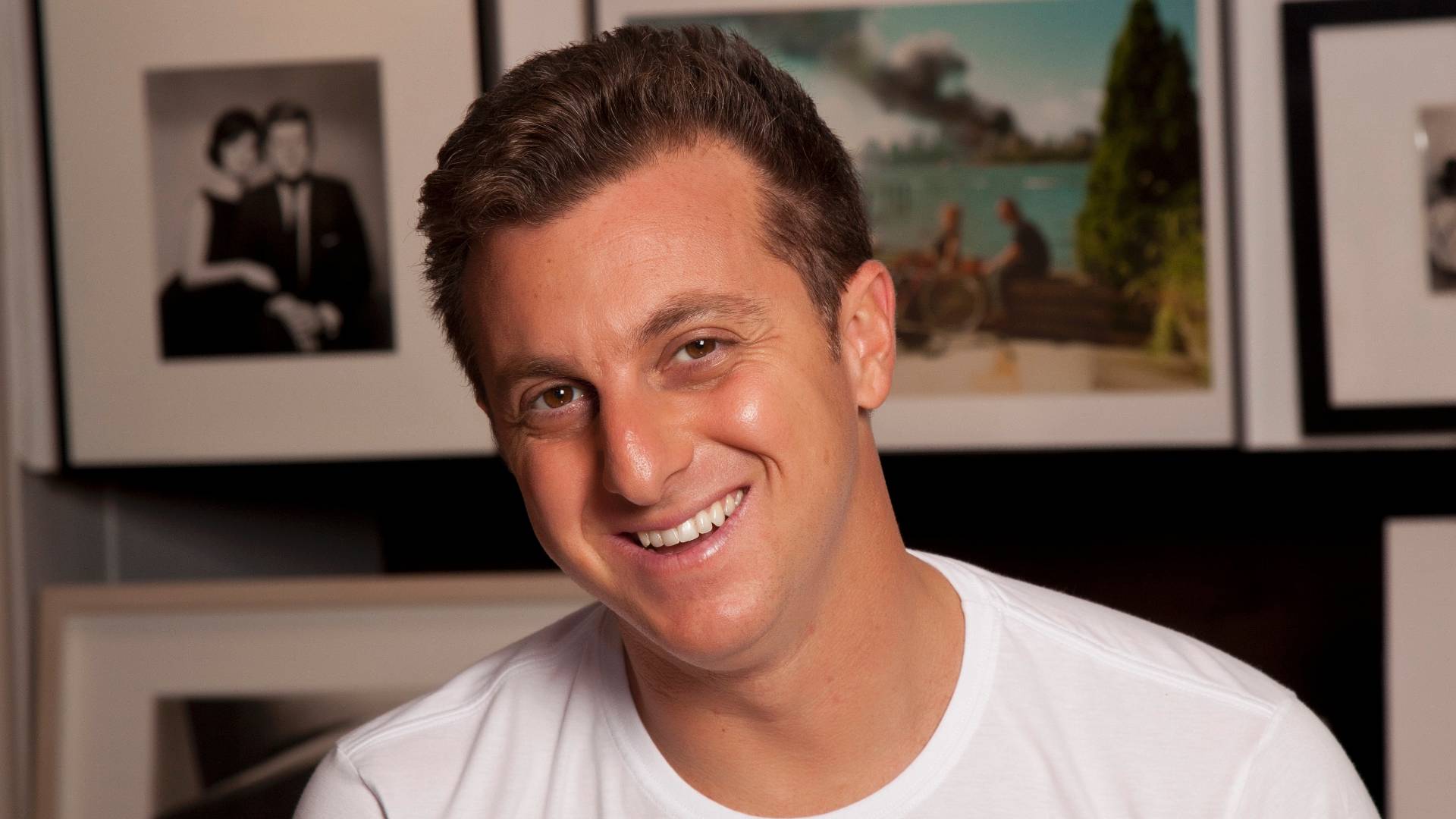 Luciano Huck Net Worth