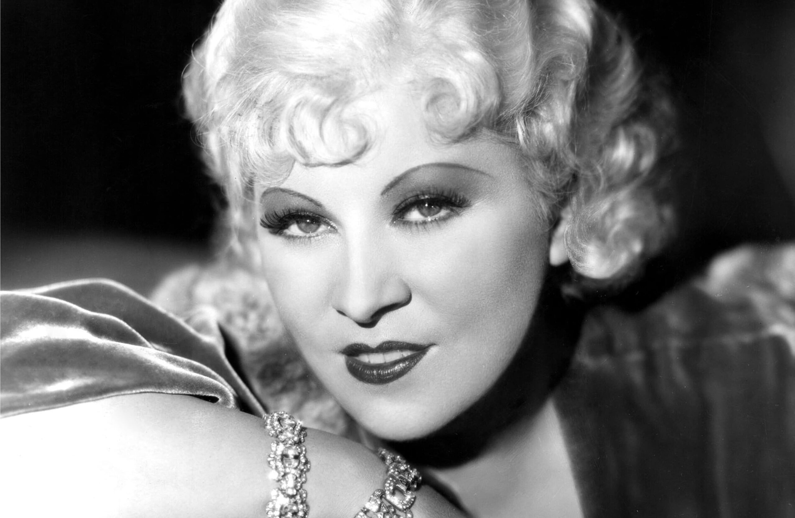 Mae West Net Worth