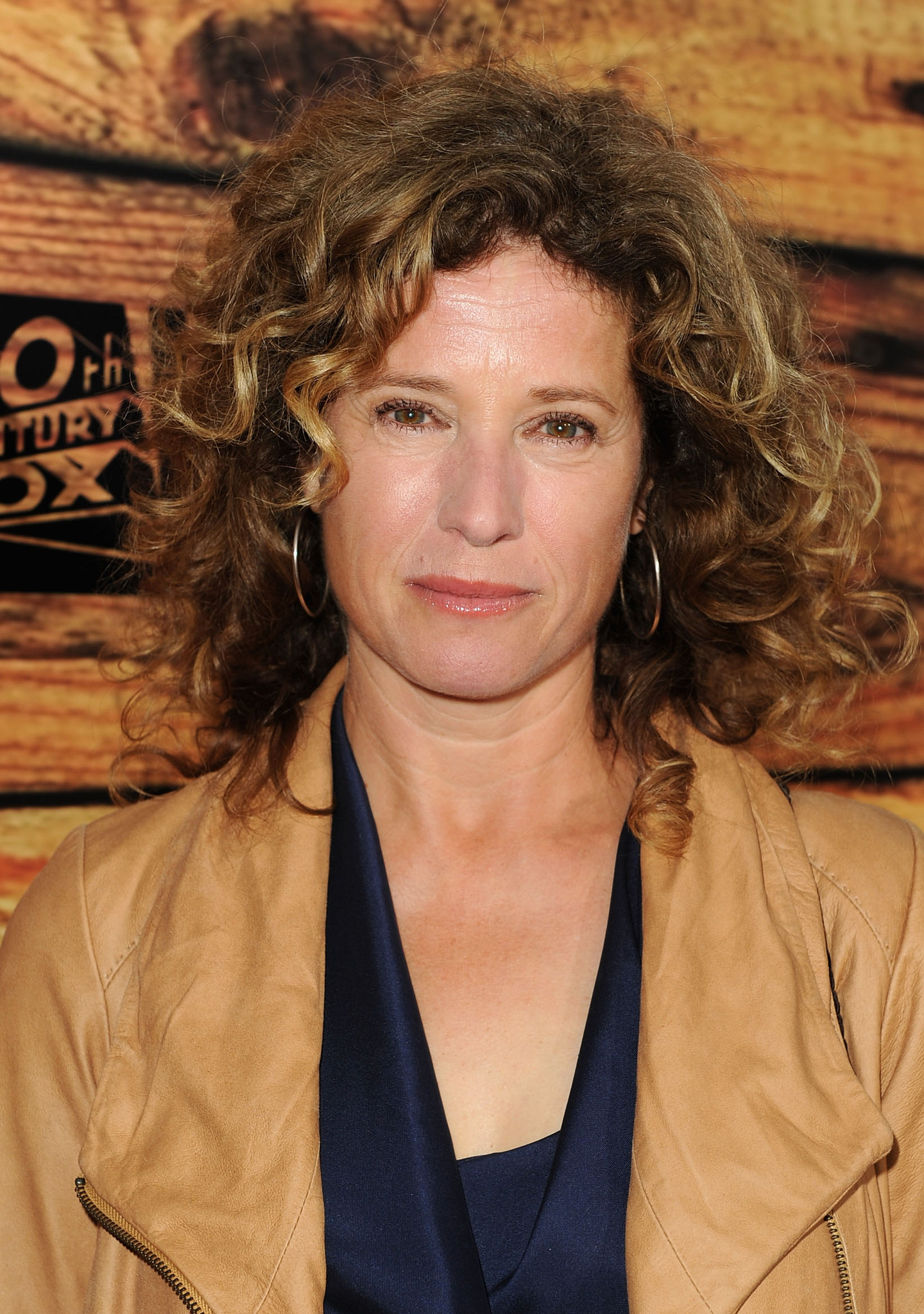 Nancy Travis Net Worth