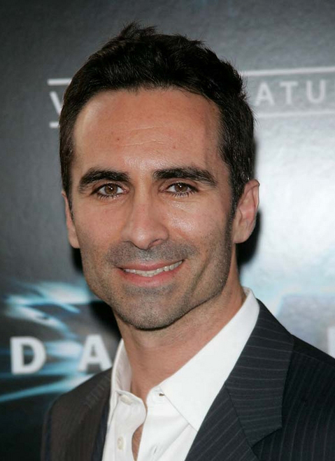 Nestor Carbonell Net Worth