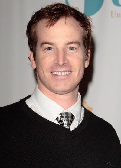 Rob Huebel Net Worth