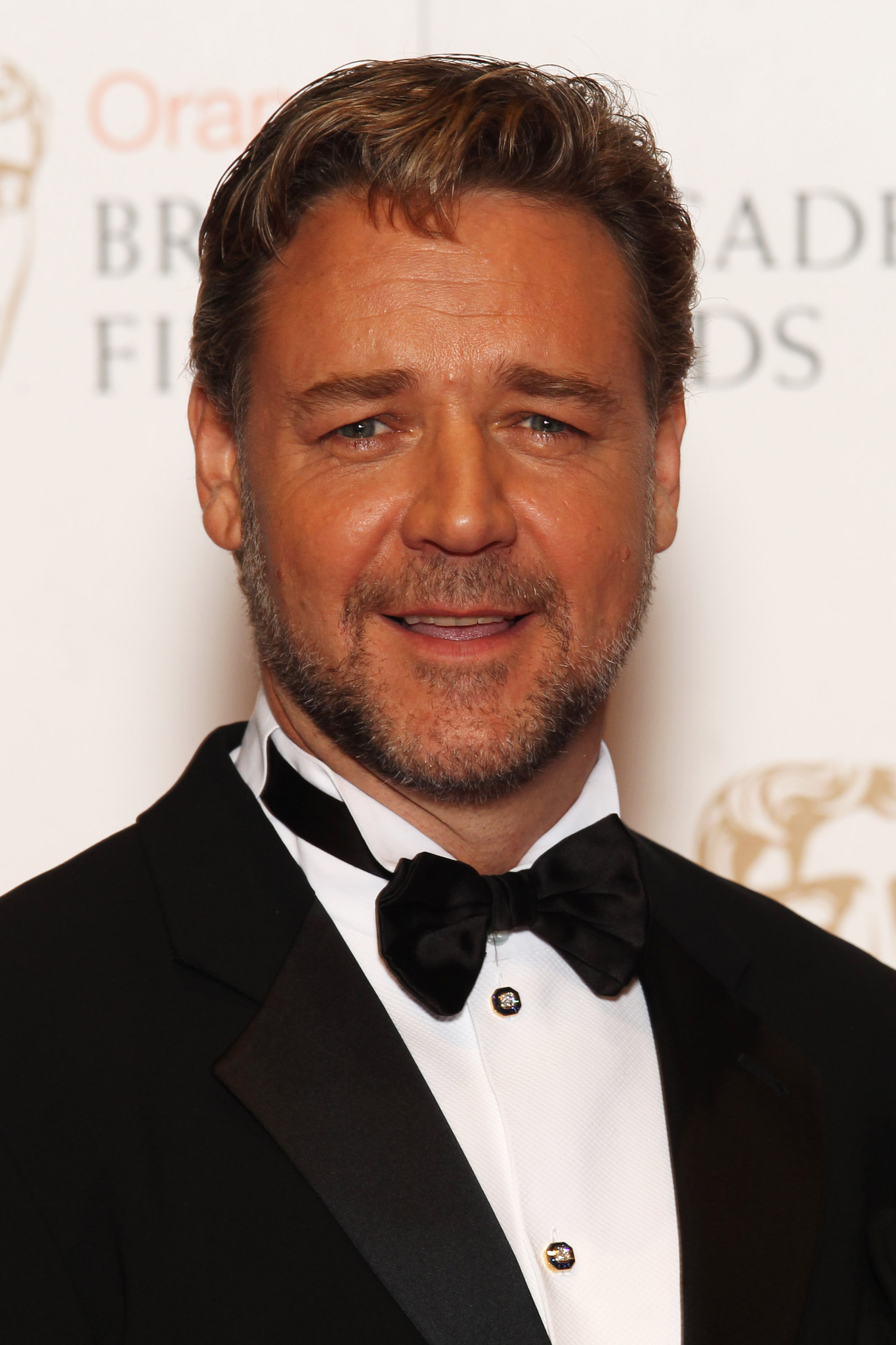 Russell Crowe Net Worth