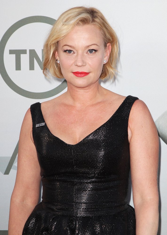 Samantha Mathis Net Worth