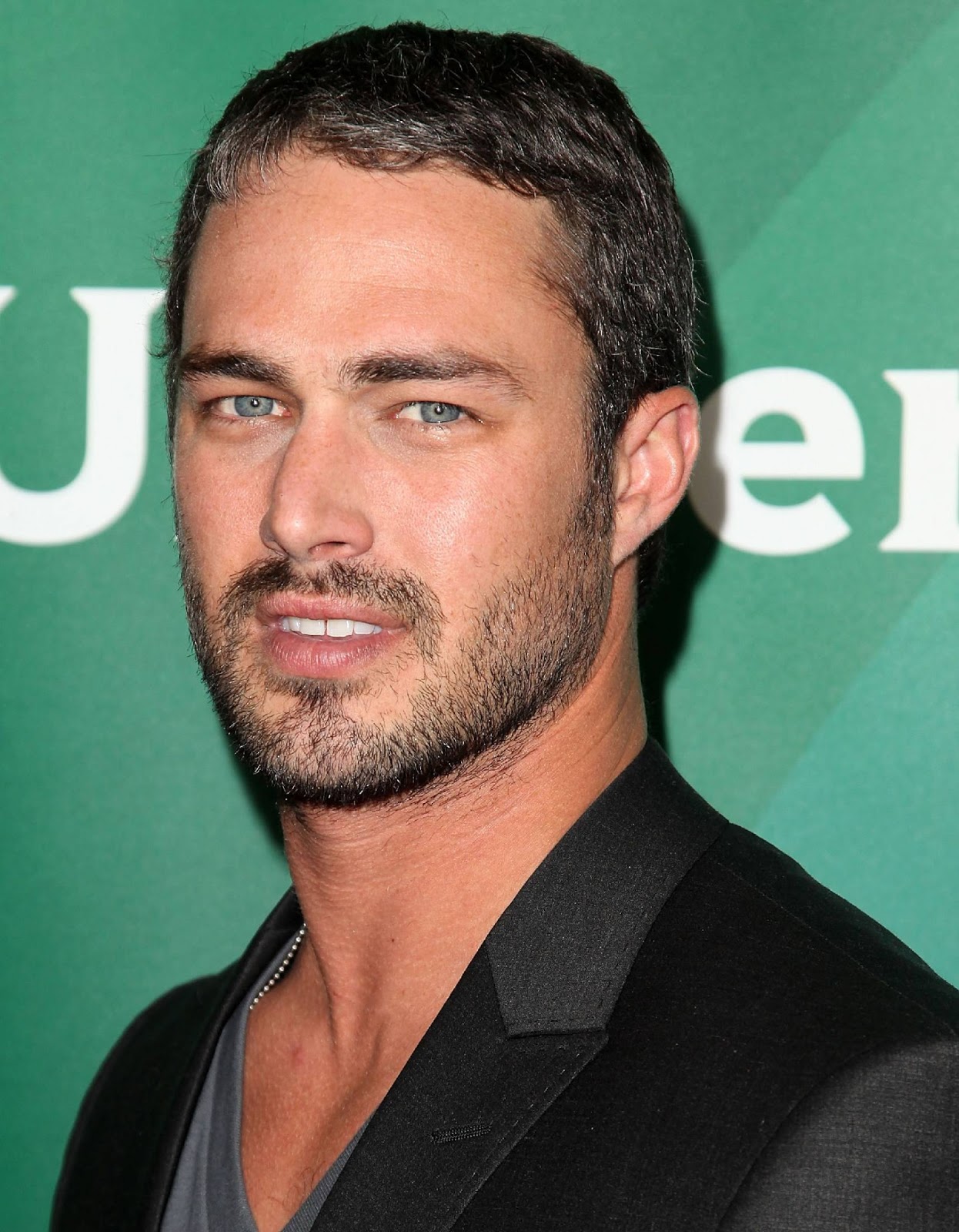 Taylor Kinney Net Worth